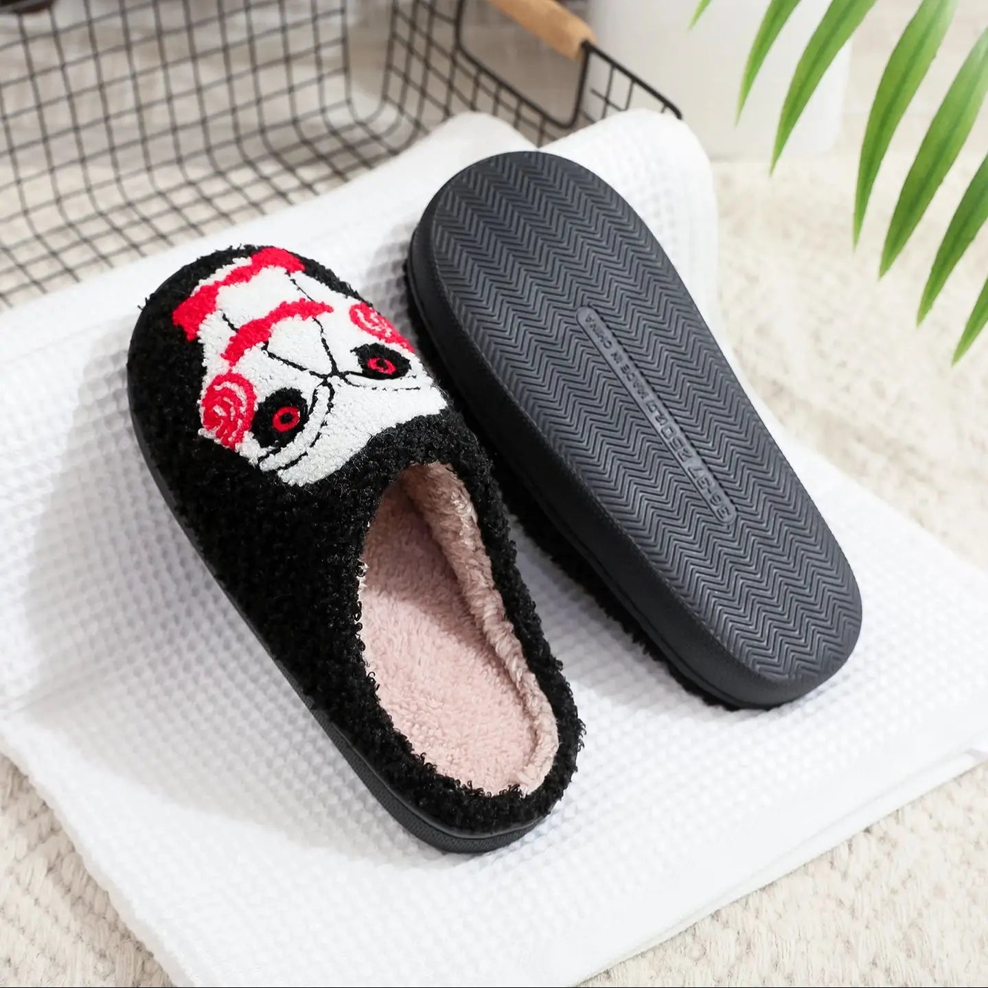 saw indoor Slippers